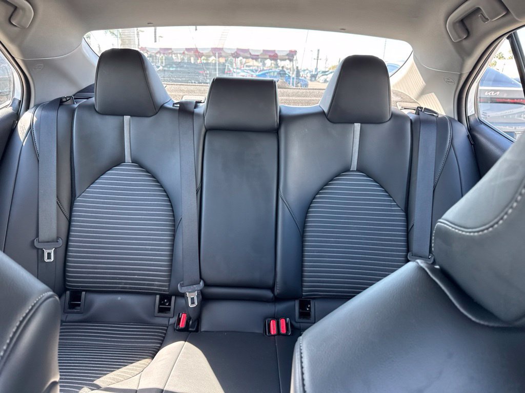 Used 2024 Toyota Camry SE w/ Cold Weather Package FWD image 21