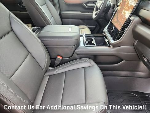 New 2026 GMC Yukon Denali AWD/4WD image 10