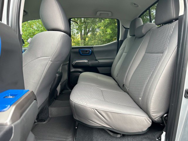 Used 2023 Toyota Tacoma SR5 AWD/4WD image 30