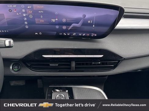 Used 2025 Buick Enclave Preferred image 33