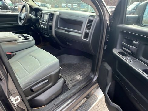 Used 2018 RAM 1500 Express w/ Express Value Package image 18