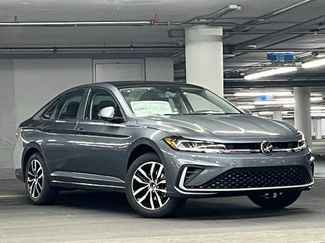 New 2026 Volkswagen Jetta SE video 2