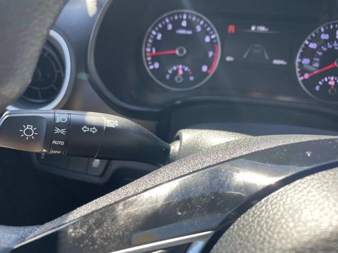 Used 2024 Kia Forte LXS FWD image 28
