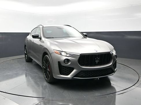 Used 2021 Maserati Levante S AWD/4WD image 5