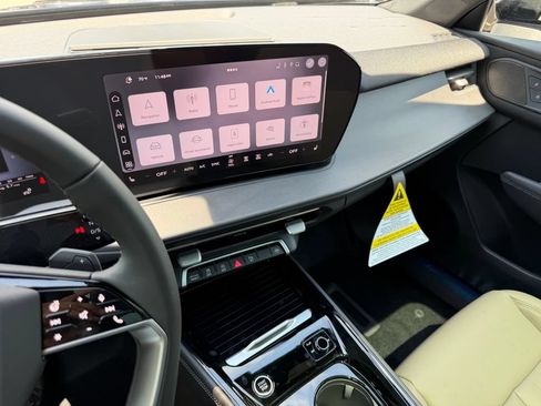 New 2026 Audi Q3 quattro 2.0T AWD/4WD image 18