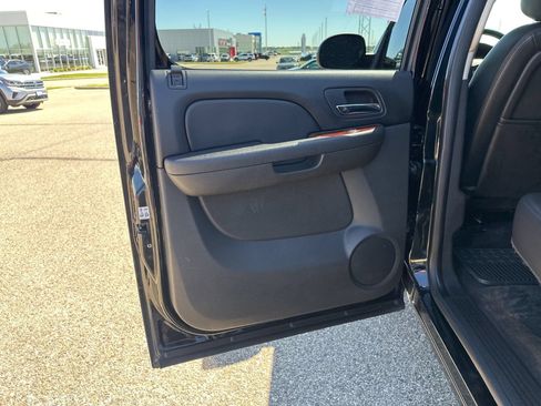 Used 2010 GMC Sierra 1500 SLT w/ SLT Convenience Package AWD/4WD image 23