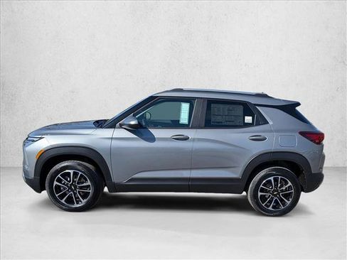 New 2026 Chevrolet TrailBlazer LT w/ LT Cold Weather Package AWD/4WD image 9