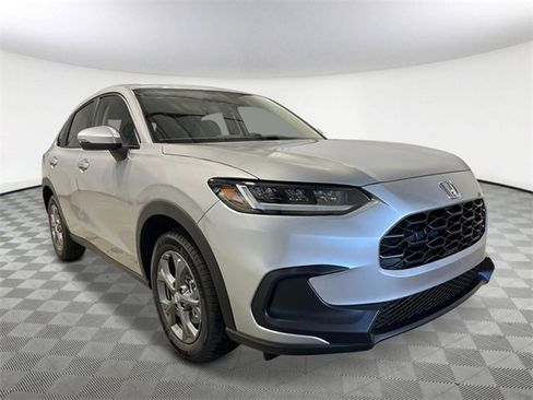 New 2026 Honda HR-V LX image 8