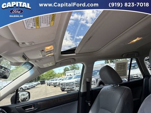 Used 2018 Subaru Outback 2.5i Limited AWD/4WD image 22
