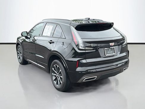 Used 2025 Cadillac XT4 Sport w/ Technology Package FWD image 7