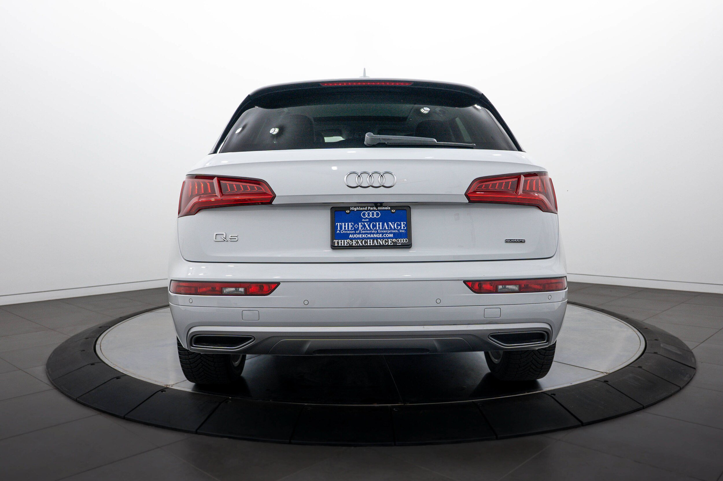 Used 2019 Audi Q5 2.0T Premium Plus w/ Premium Plus Package AWD/4WD image 24