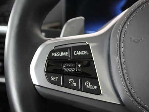 Used 2025 BMW X5 xDrive40i w/ Executive Package image 16