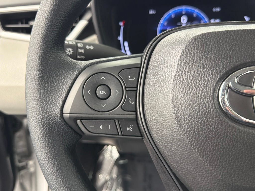 Certified 2026 Toyota Corolla LE FWD image 25