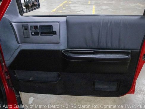 Used 1992 GMC Jimmy AWD/4WD image 36