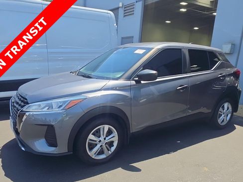 Used 2023 Nissan Kicks S FWD image 1