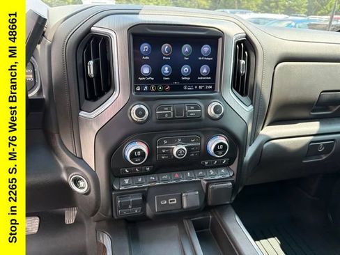 Used 2023 GMC Sierra 2500 Denali w/ Denali Ultimate Package AWD/4WD image 17