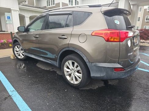 Used 2013 Toyota RAV4 Limited AWD/4WD image 5