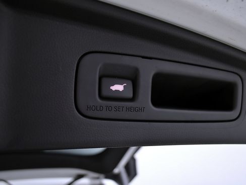 Used 2024 Honda CR-V EX-L image 11