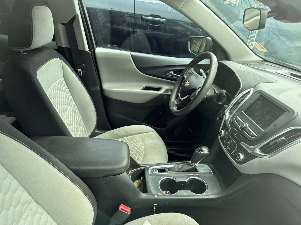Used 2021 Chevrolet Equinox LS w/ LS Convenience Package FWD image 6