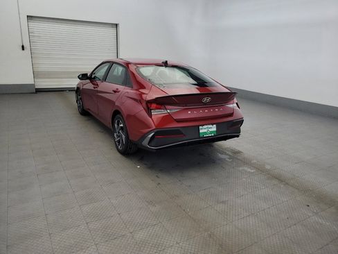 Used 2025 Hyundai Elantra Sport FWD image 5