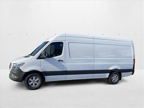 New 2025 Mercedes-Benz Sprinter 2500 image 5