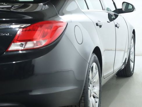 Used 2012 Buick Regal Leather image 16