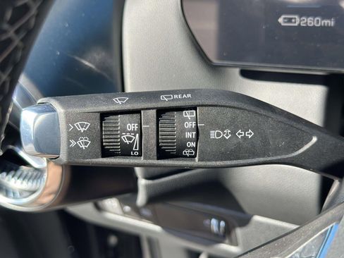 New 2026 Chevrolet Equinox EV LT image 16