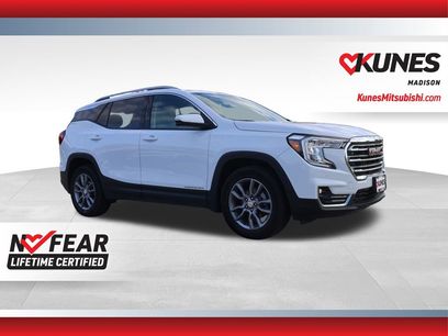 Used 2024 GMC Terrain SLT