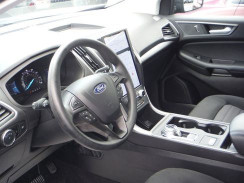 Used 2024 Ford Edge SE AWD/4WD image 14