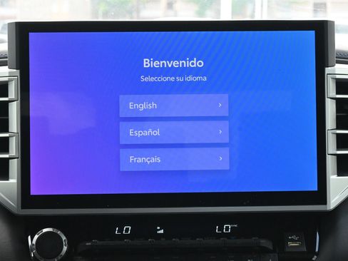 Used 2025 Toyota Tundra Platinum AWD/4WD image 12