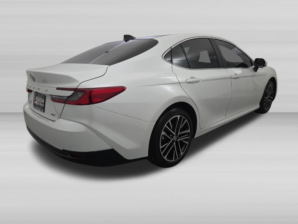 Used 2026 Toyota Camry XLE w/ Premium Plus Package AWD/4WD image 5