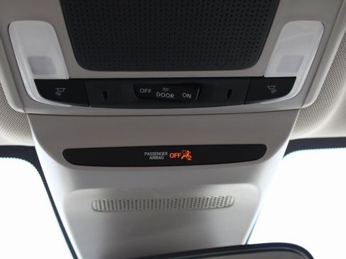 New 2026 Honda HR-V LX image 41