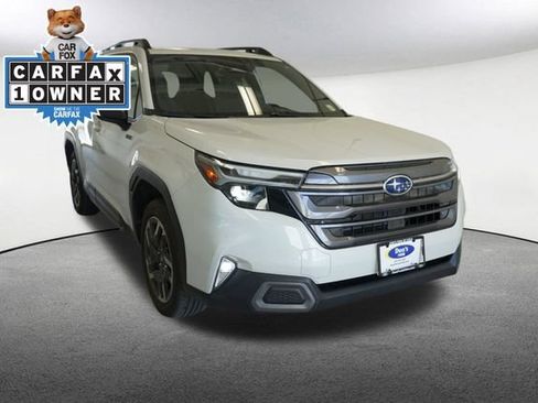 Used 2025 Subaru Forester Limited AWD/4WD image 17