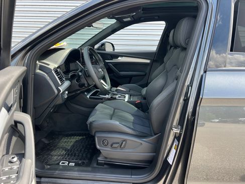 Used 2023 Audi Q5 e Prestige w/ Prestige Package AWD/4WD image 33