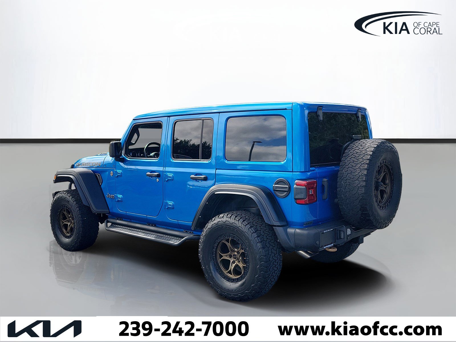 Used 2022 Jeep Wrangler Unlimited Rubicon w/ Trailer Tow Package AWD/4WD image 4