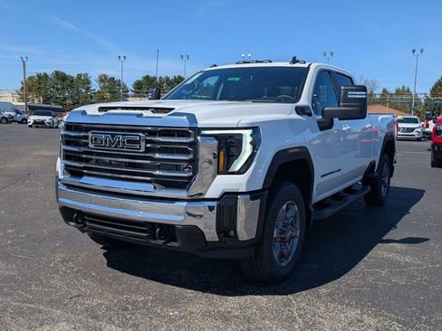 New 2026 GMC Sierra 2500 SLE w/ SLE Value Package; AWD/4WD image 3