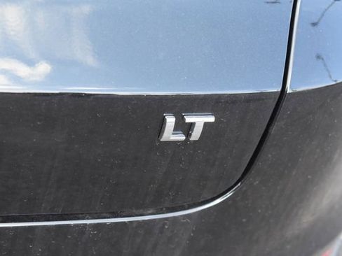 Used 2023 Jeep Compass Limited image 29