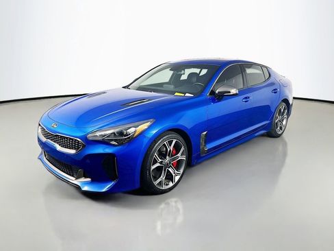 Used 2019 Kia Stinger GT image 3