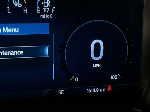 Used 2025 Ford F250 Lariat w/ Chrome Package image 15