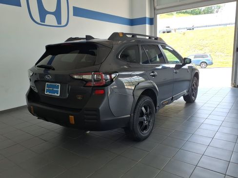 Used 2024 Subaru Outback Wilderness AWD/4WD image 5