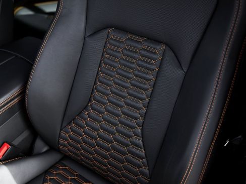 Used 2022 Lamborghini Urus image 47