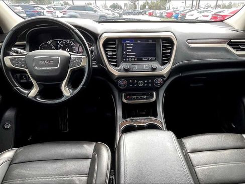 Used 2022 GMC Acadia Denali w/ Denali Technology Package FWD image 14
