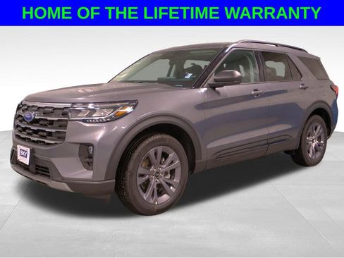 New 2026 Ford Explorer Active image 2