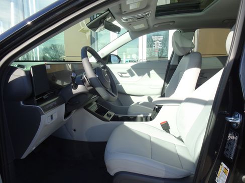 New 2026 Hyundai Kona Limited image 8