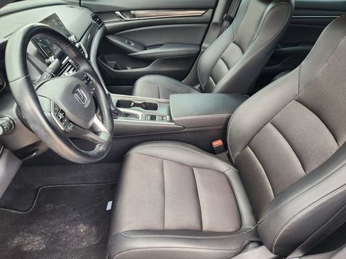 Used 2022 Honda Accord Sport image 4