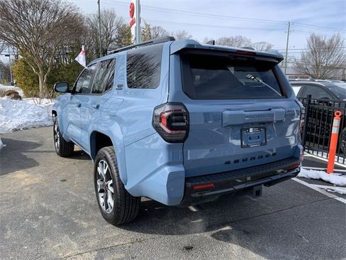 Used 2025 Toyota 4Runner TRD Sport Premium image 6