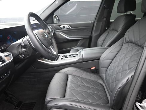 Certified 2025 BMW X5 sDrive40i w/ Climate Comfort Package RWD image 12