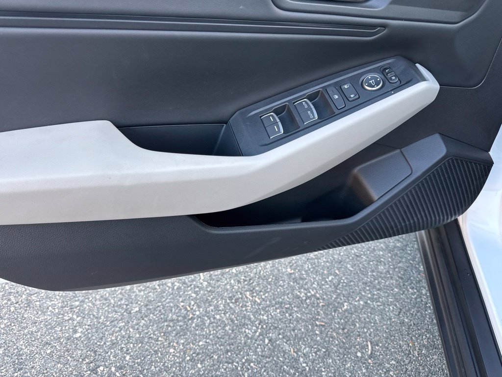 Used 2026 Honda Accord SE image 18