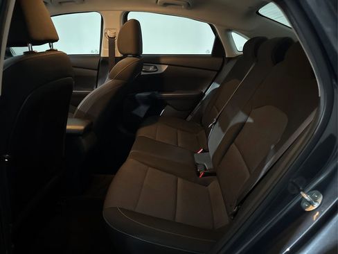 Used 2022 Kia Forte LXS image 10