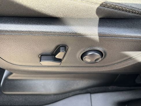 Used 2025 RAM 1500 Big Horn image 16